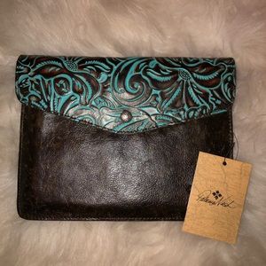 patricia nash clutch
